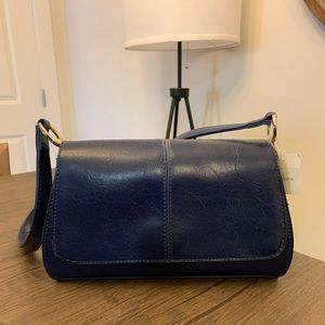 Navy Liz Claiborne Hand Bag
